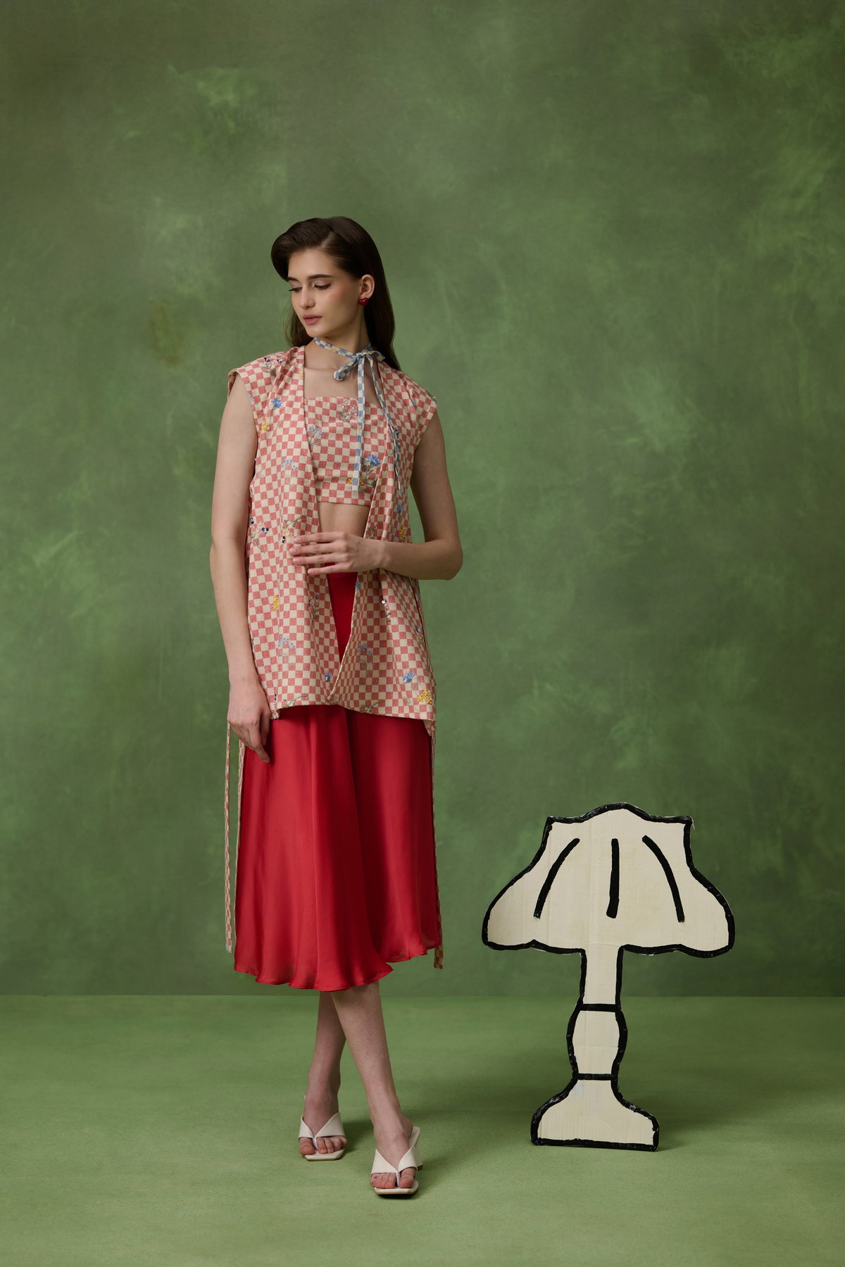 Bloom Cape Red