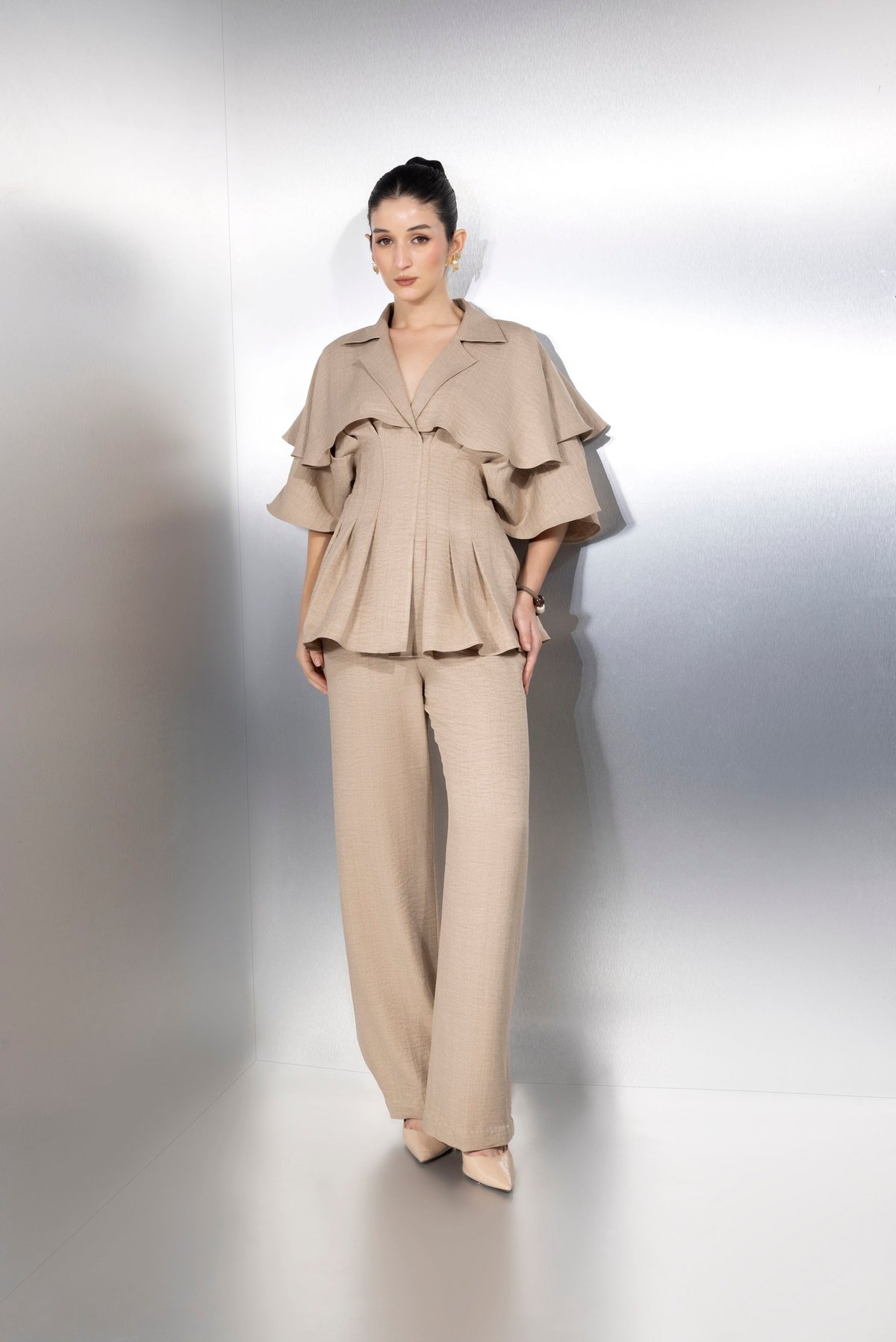 Cape-Sleeve Pleated Linen Pantsuit