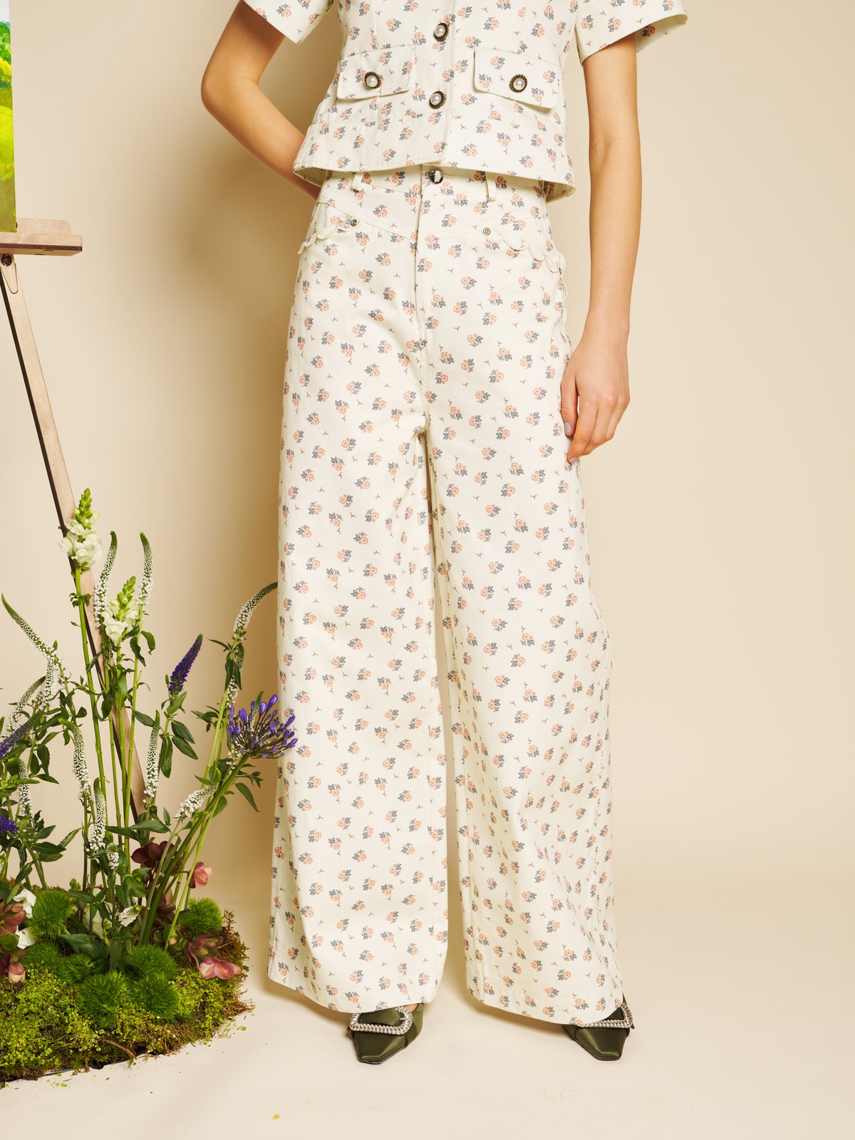 Off-White Ditsy Floral Wide-Leg Denim Jeans