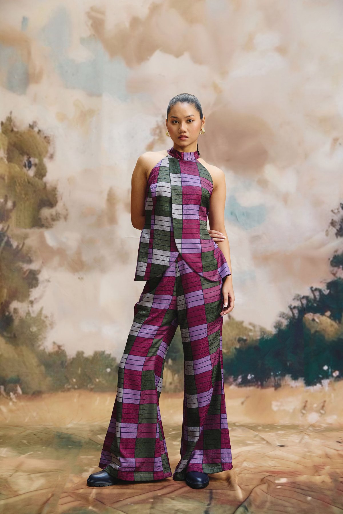 Multicolour Halter-Neck Top and Wide-Leg Pants Co-ord Set