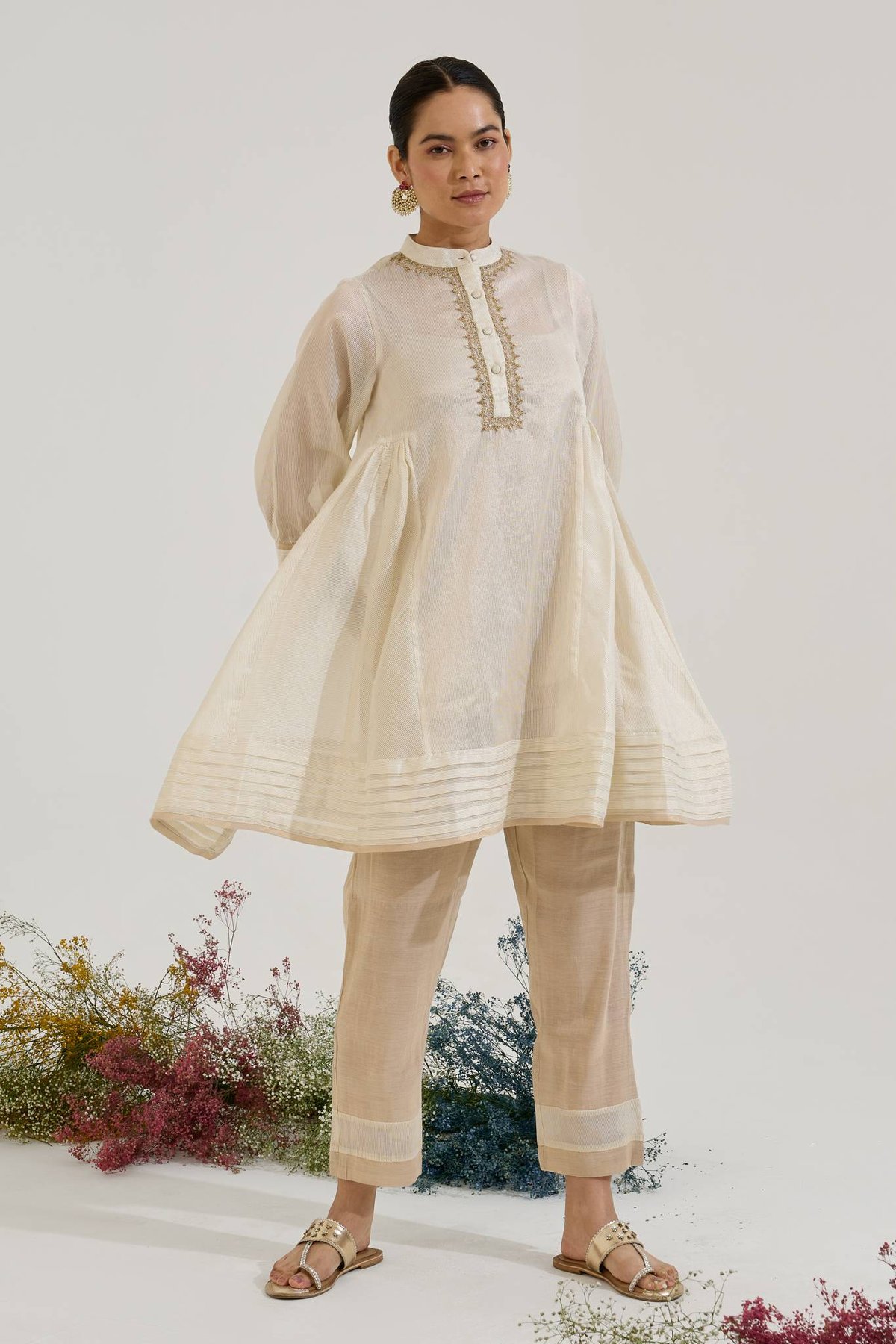 White Gold Chanderi Stripe Kurta Co-ord Set with Slip
