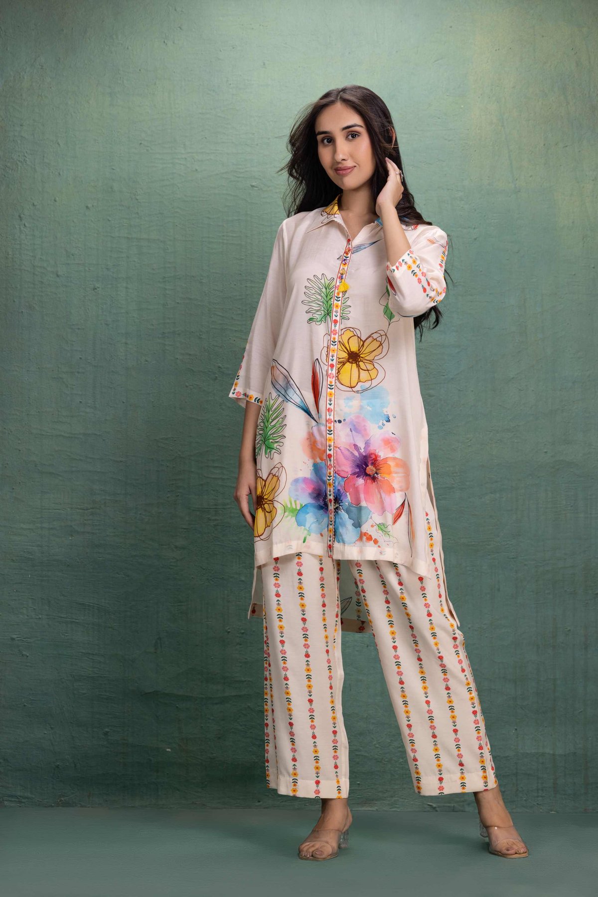 Beige Floral Printed Kurta and Pants Co-ord Set