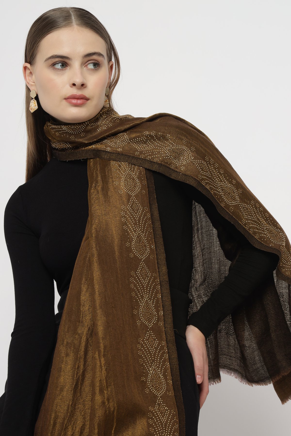 Tissue Zari Finewool Stole Gold