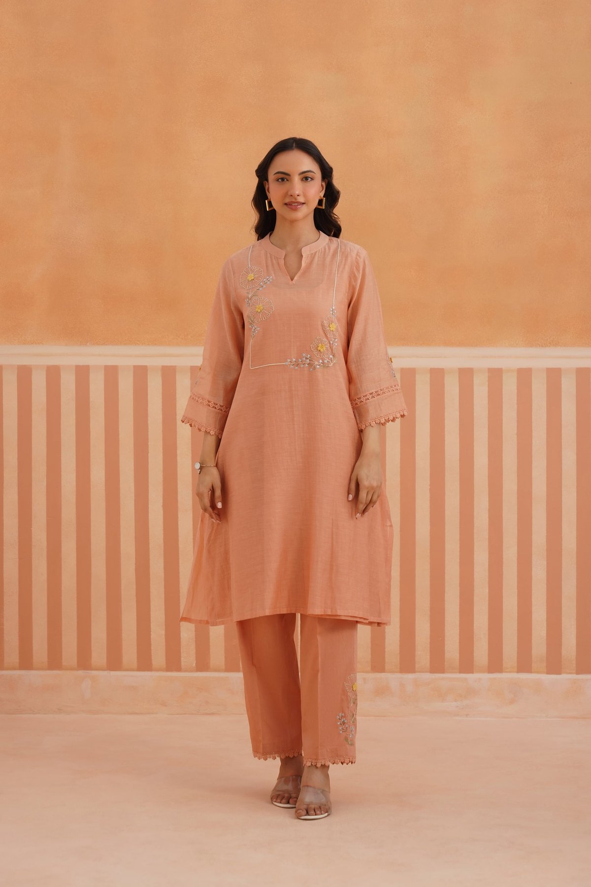 Tunic set with Dori Floral Embroidery