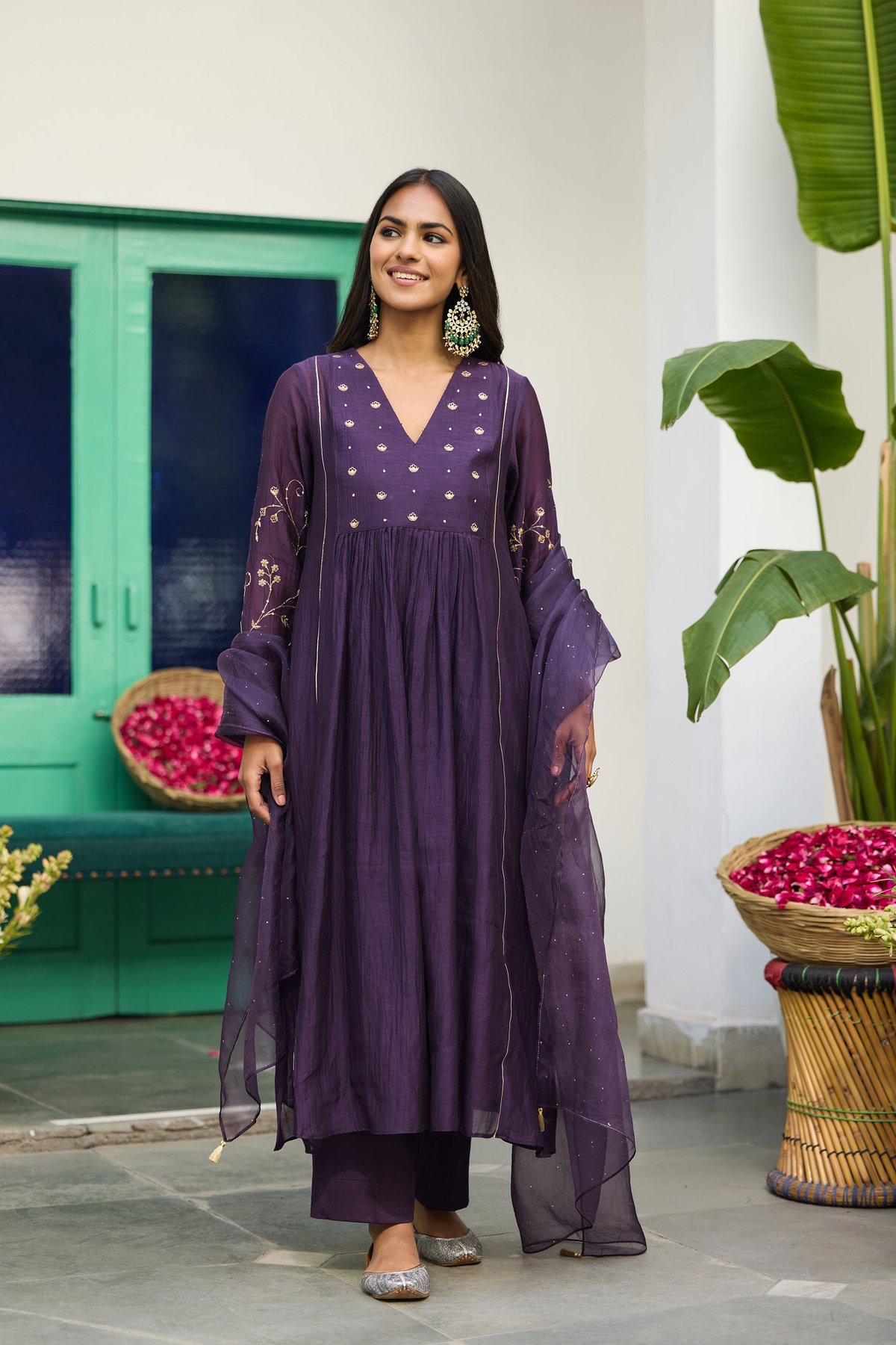Baingain Silk Chanderi Embroidered Kurta Set