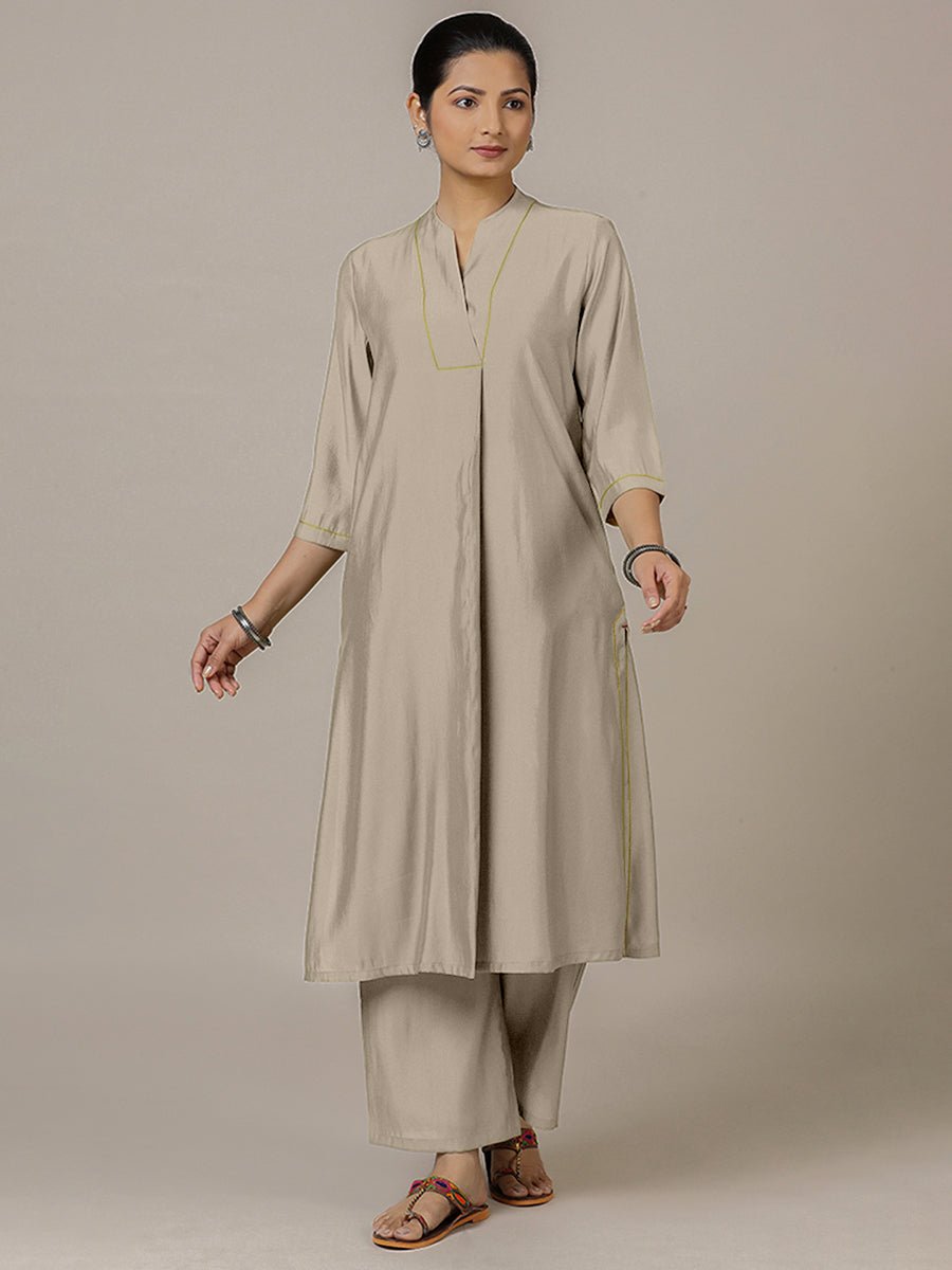 Paakhi Rozaana Kurta