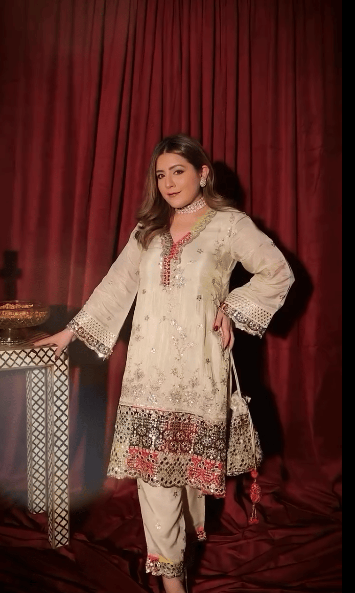 Ivory Tissue Silk Embellished Kurta Set with Dupatta