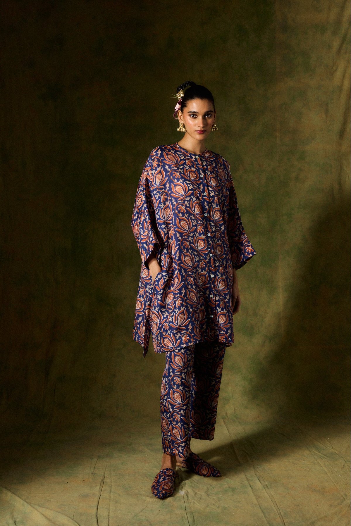 Multicolor Printed Silk Oversized Straight Kurta
