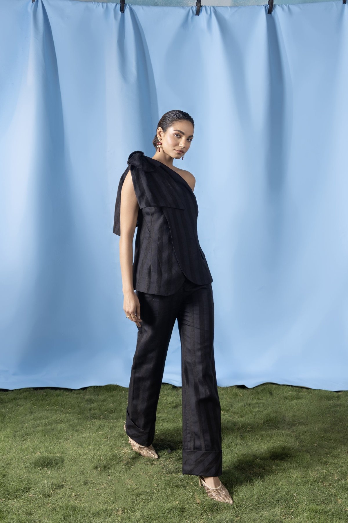 Equinox Top