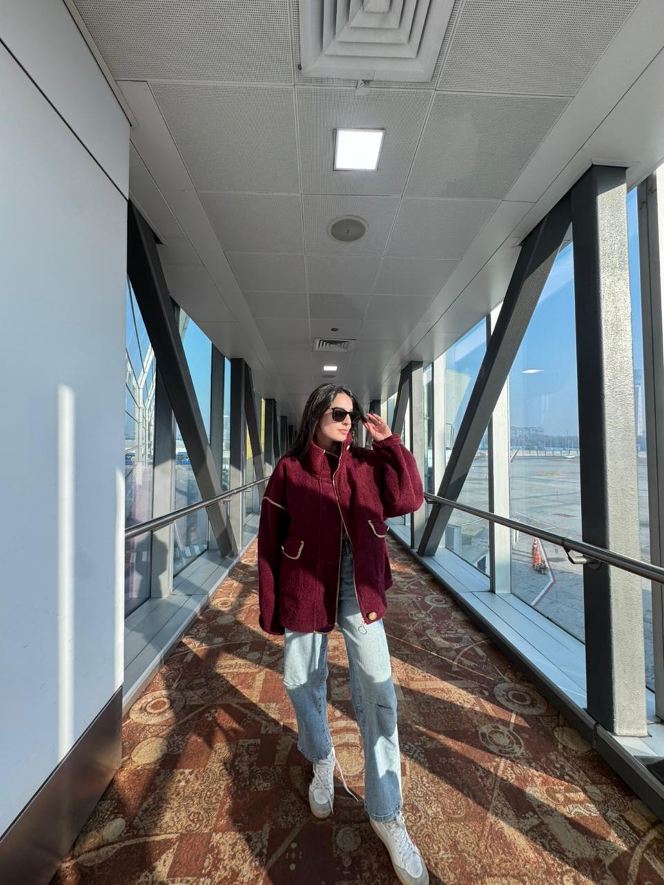 Bordo Oversized High-Neck Zip-Front Jacket