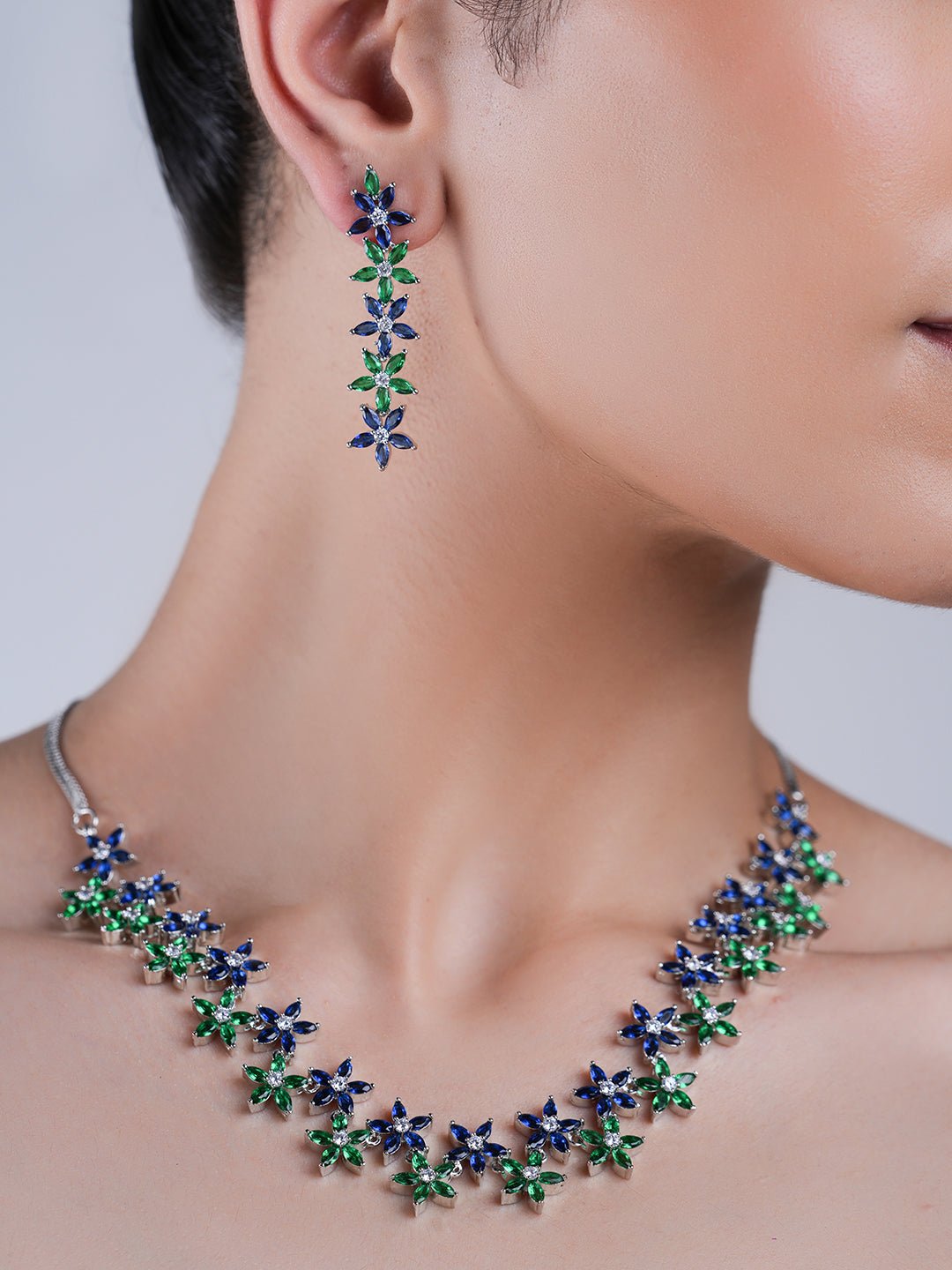 Blue Green Sleek AD Necklace