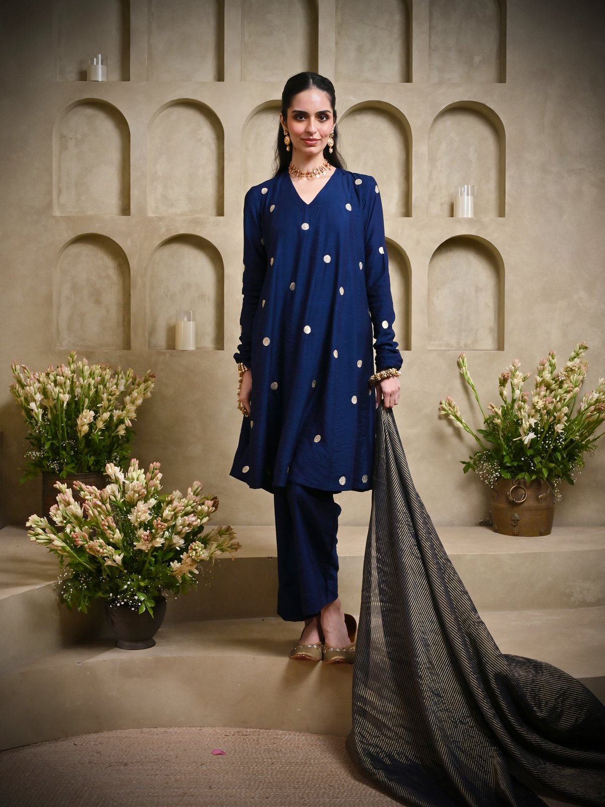 Plain SC Shoulder Kali Polka Top, Pant, Dupatta