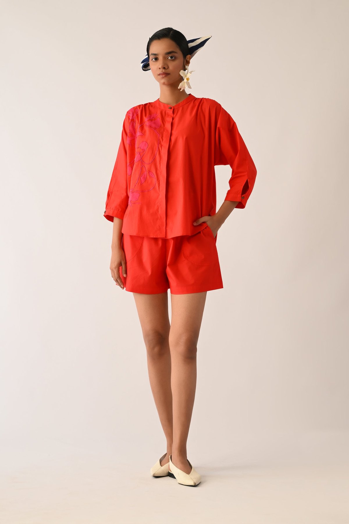 Mono Crimson Applique Set