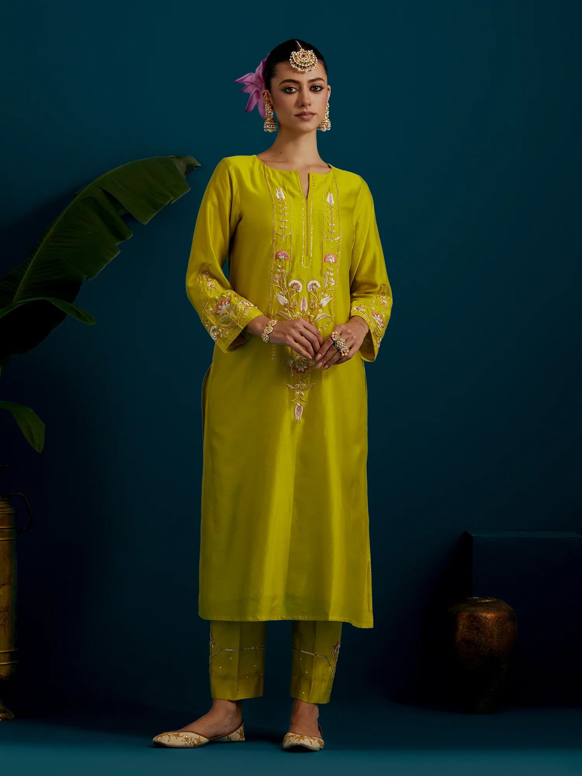 Lime Green Silk Chanderi Notched-Neck Embroidered Kurta