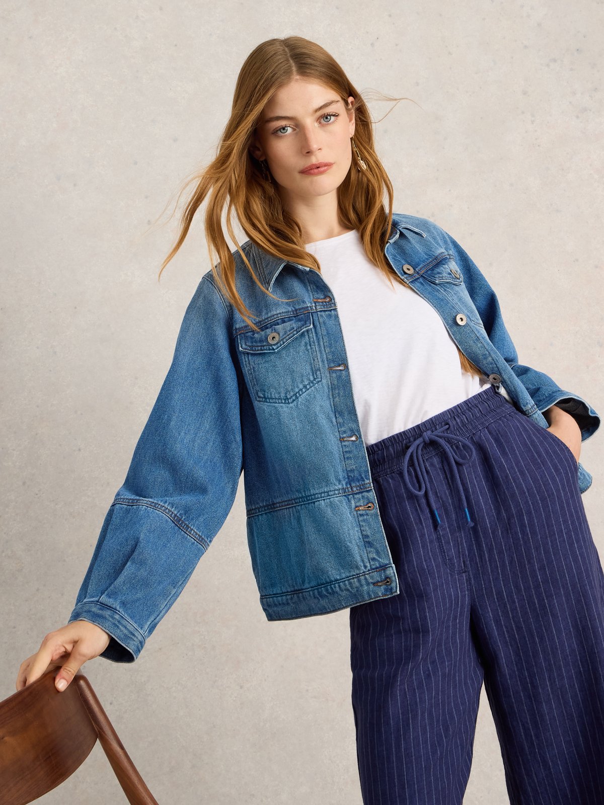 Mid Denim Button-Front Denim Jacket with Chest Pockets
