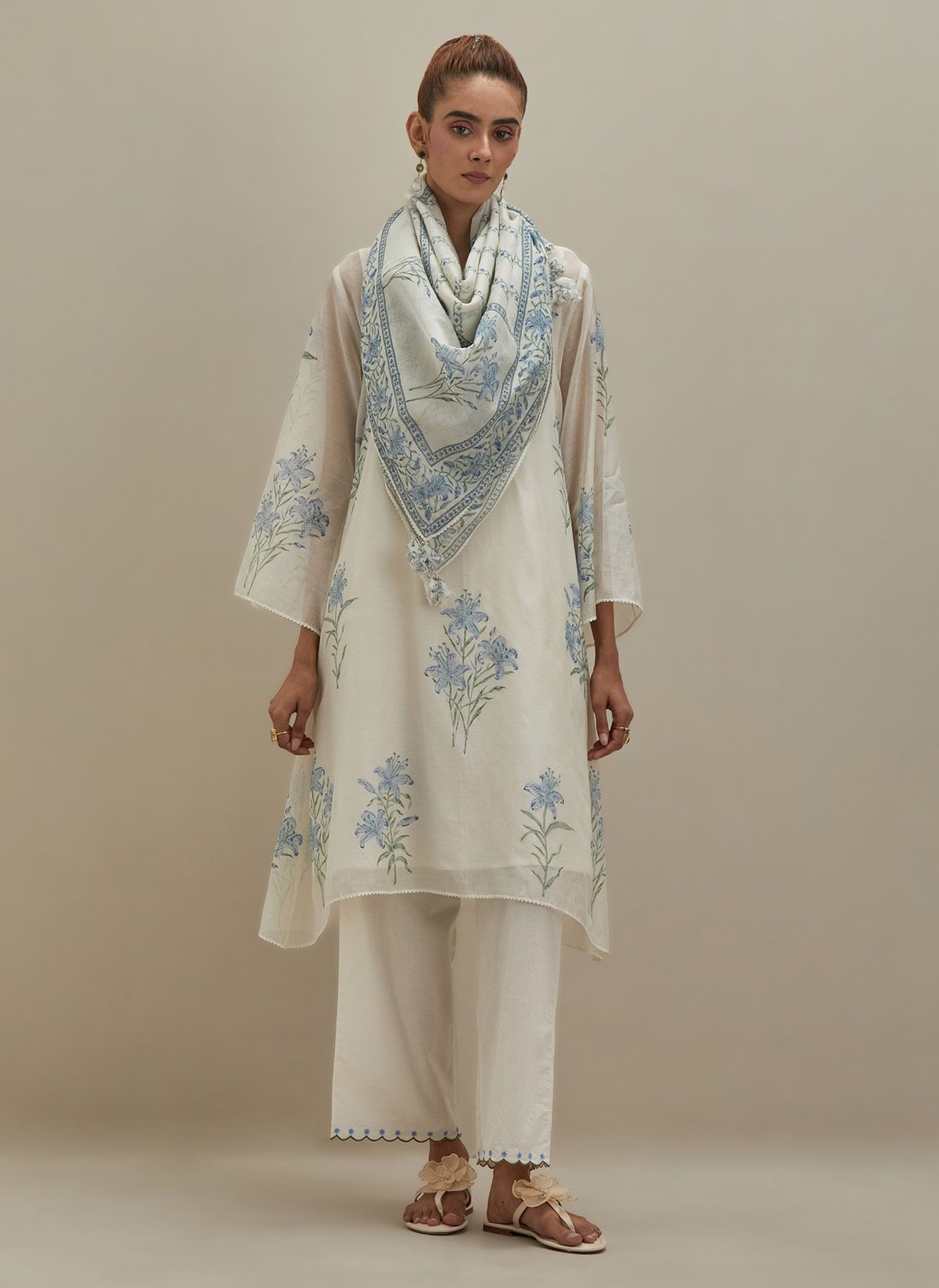Off White Chanderi A-Line Kurta Pink Lily Set