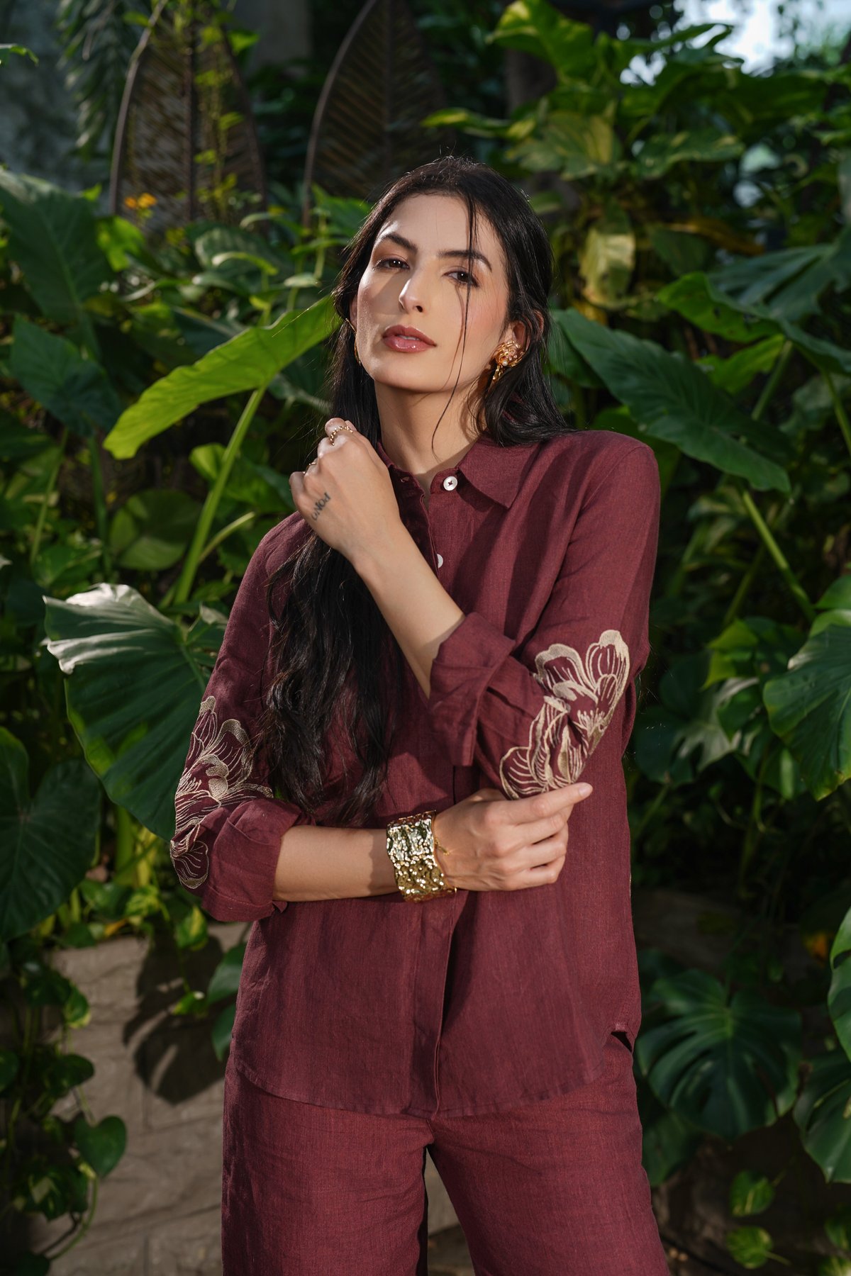 Rosewood Linen Embroidered Button-Down Shirt