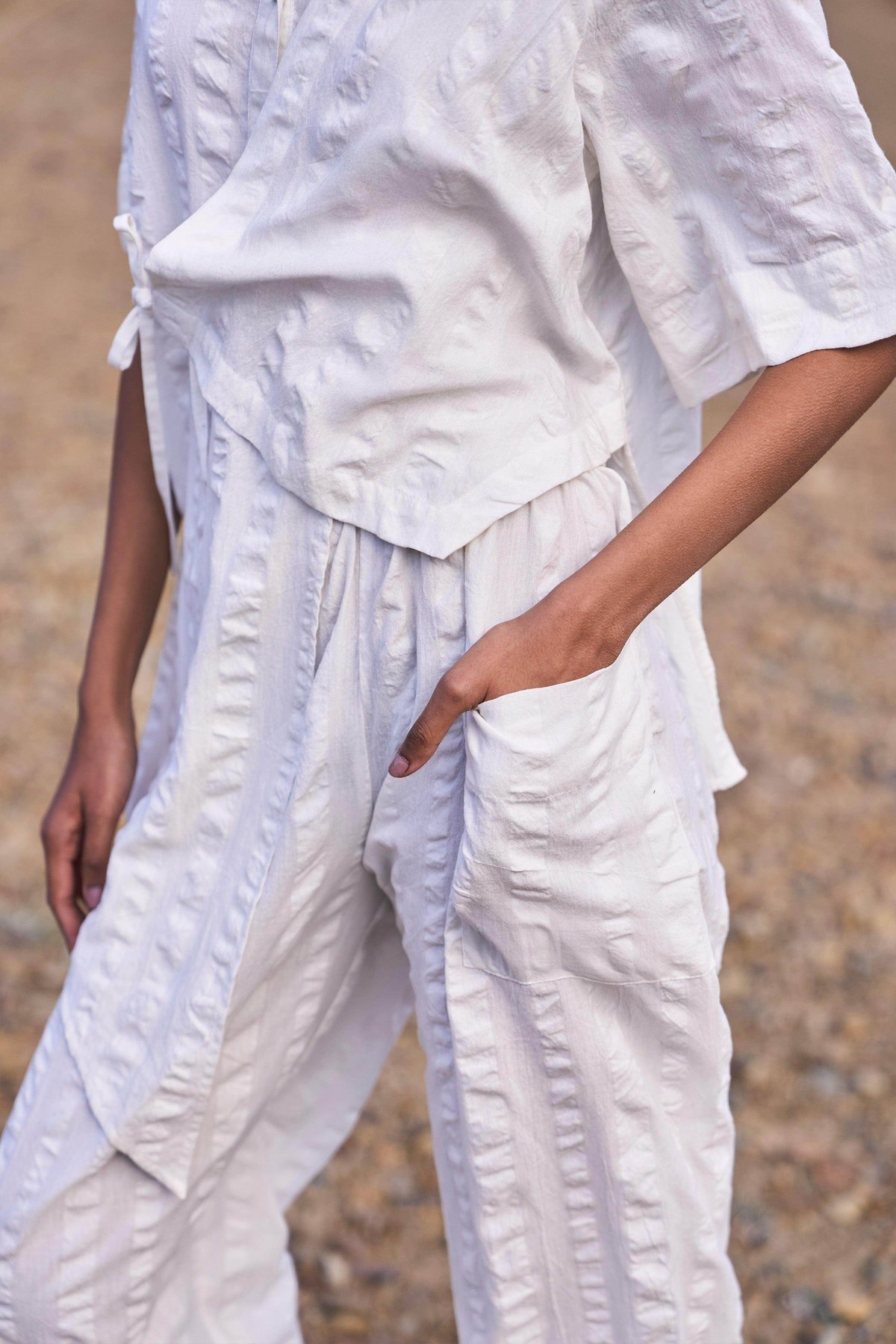 Off White Seersucker Straight-Leg Tulip Drape Trousers