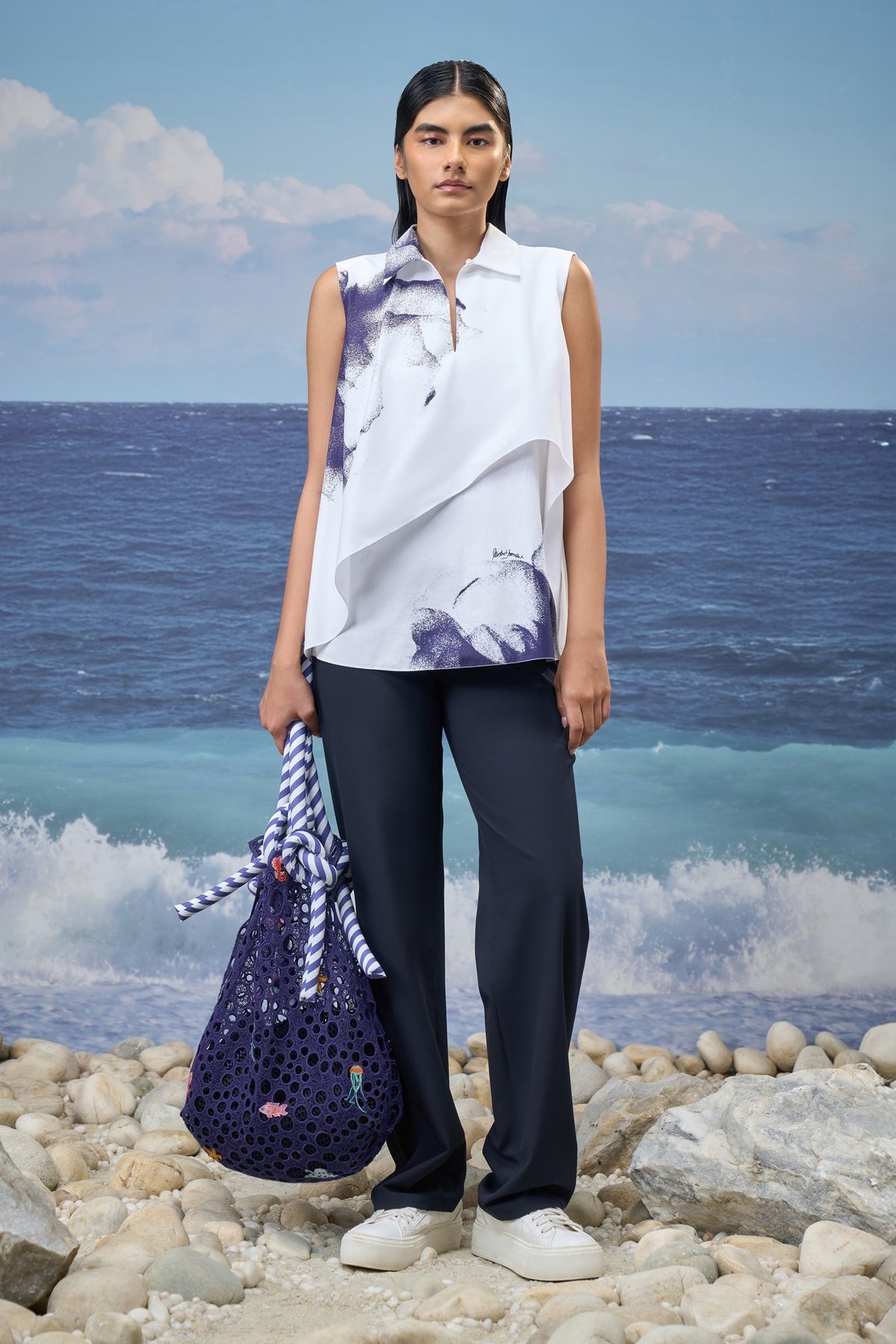 White/Navy Abstract Graphic Cotton Poplin Sleeveless Top