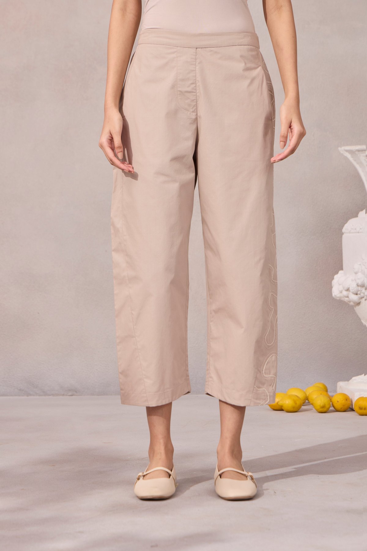 Ginger Beige Cropped Barrel-Tapered Cotton Poplin Trousers
