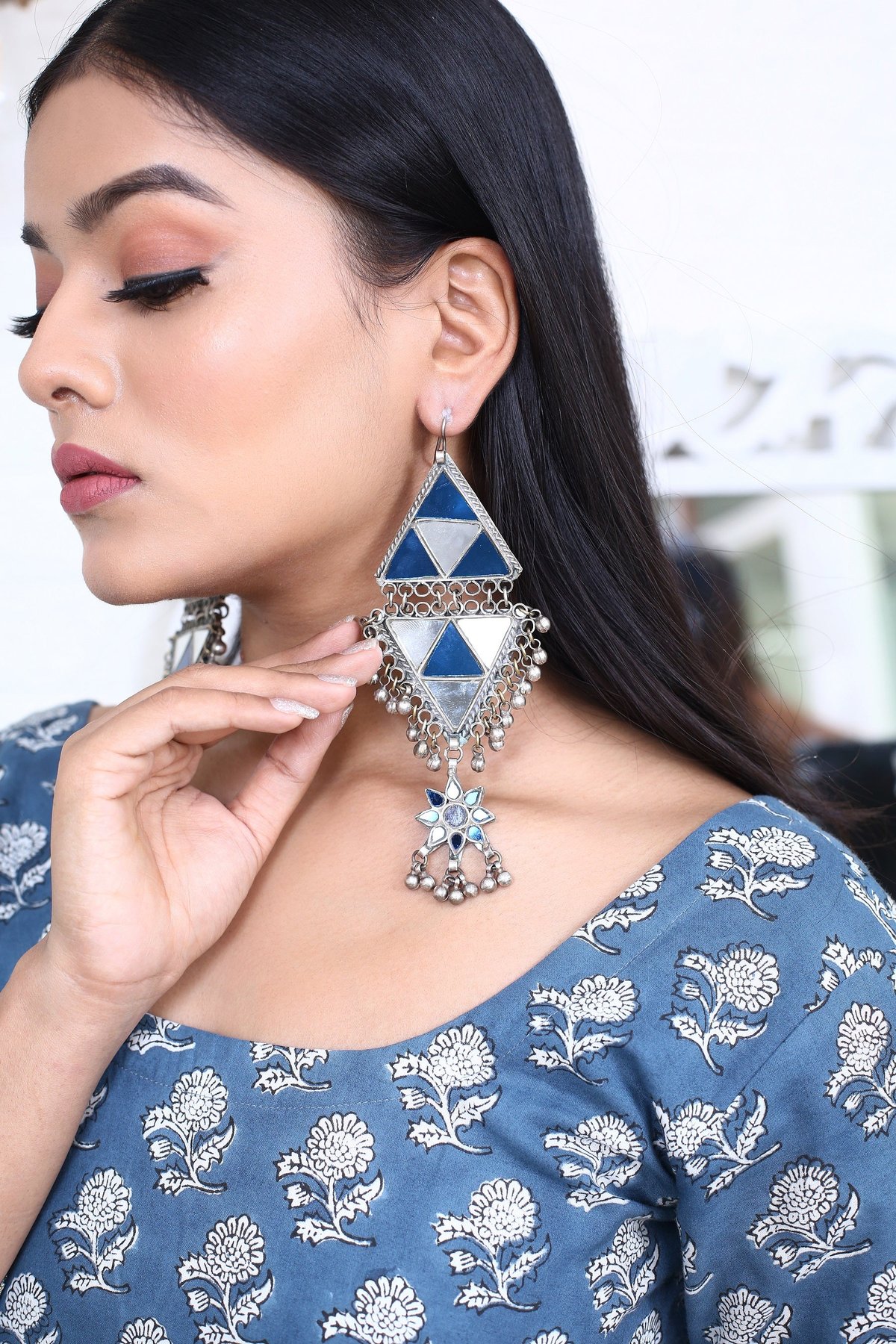 IKRA GLASS EARRINGS