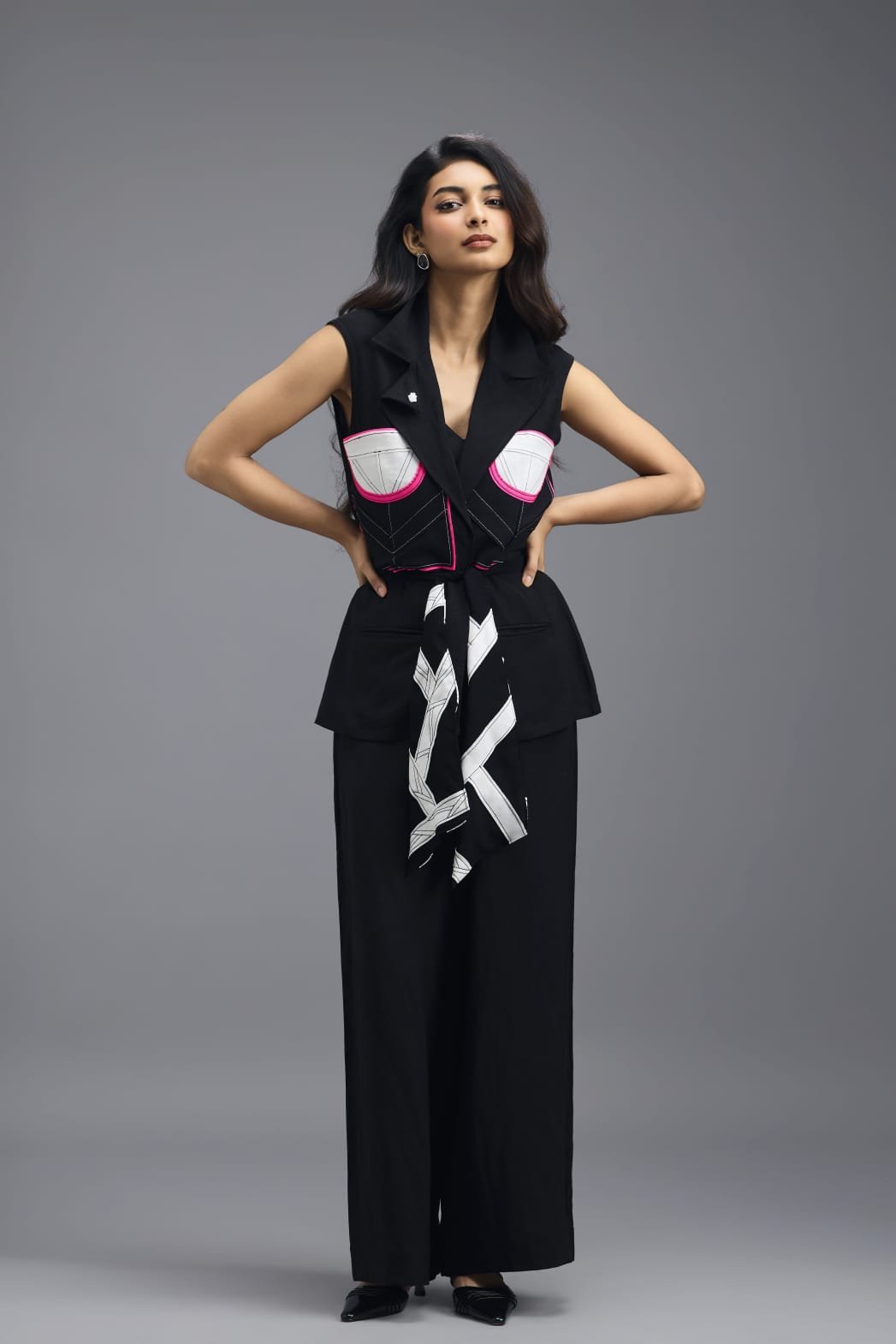 BLACK CO-ORD SET WITH PANELLED SLEEVELESS BLAZER