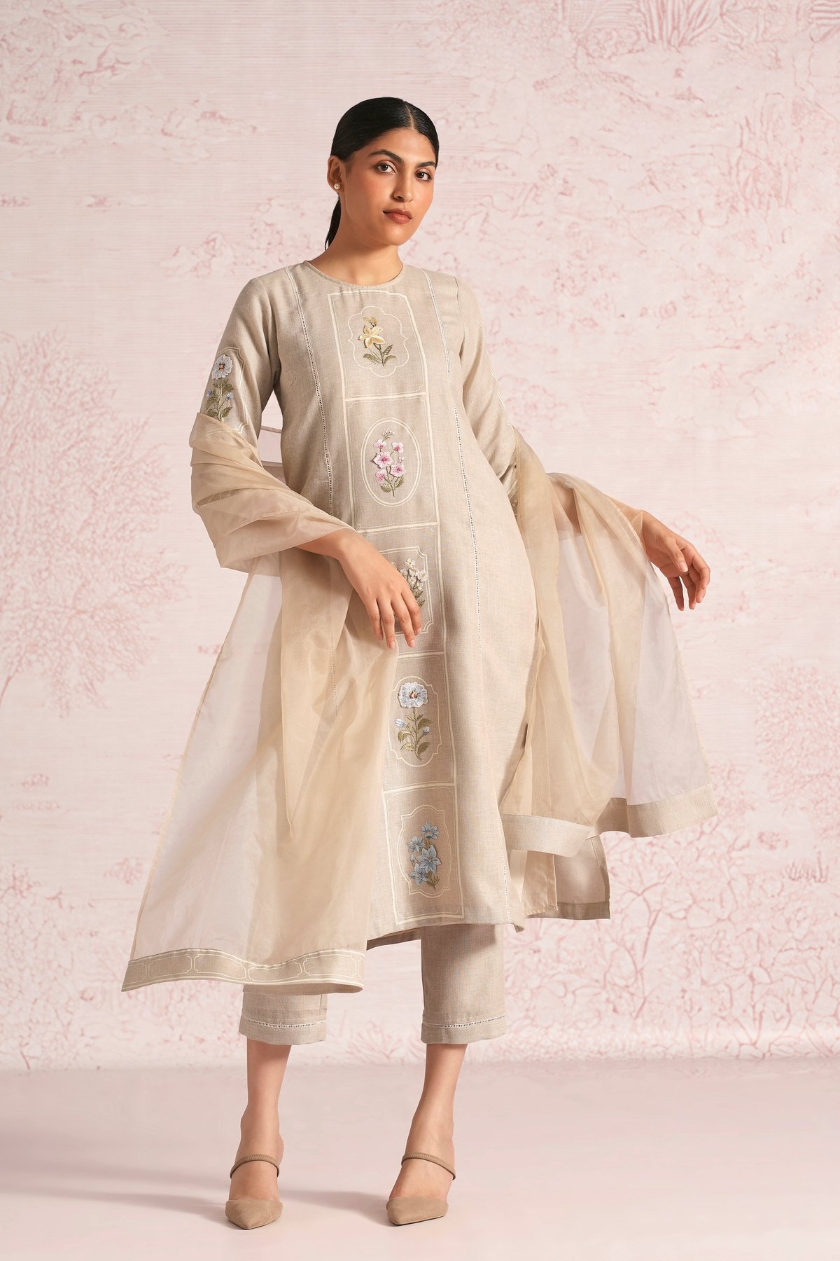 Garden Gallery Aria Kurta Set With Dupatta