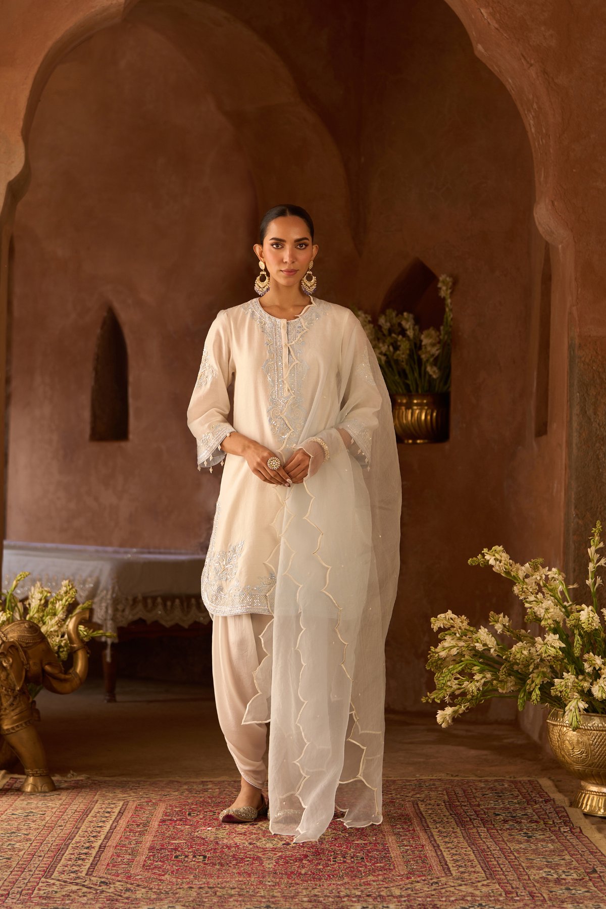 Nyra - Short Kurta And Dhoti