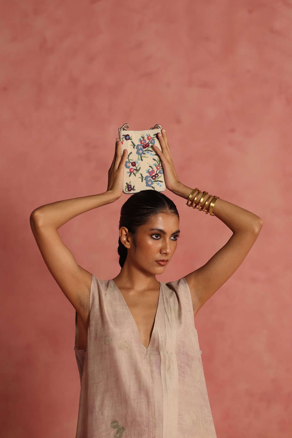 Fable Handheld Bag