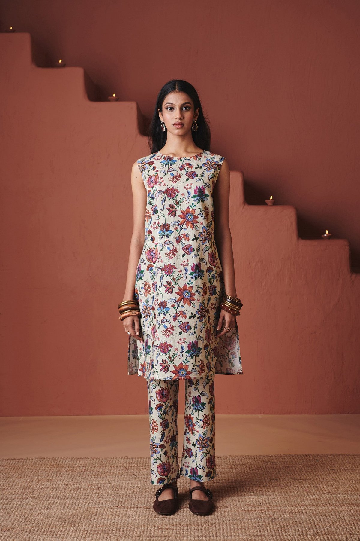 Beige Floral Printed Sleeveless Kurta Set with Pants