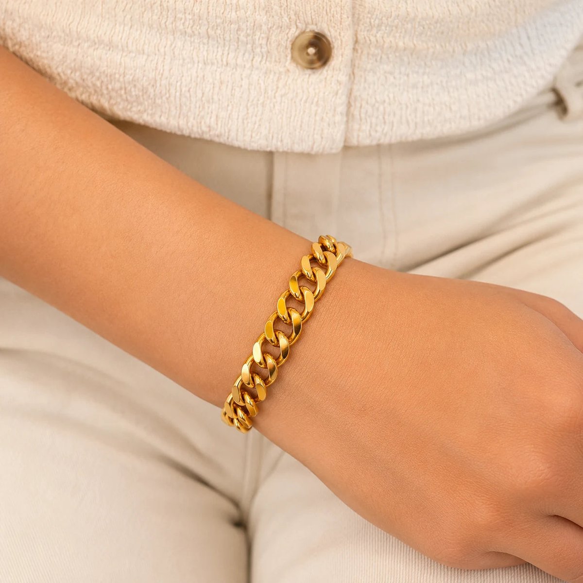 The Bold Link Bracelet