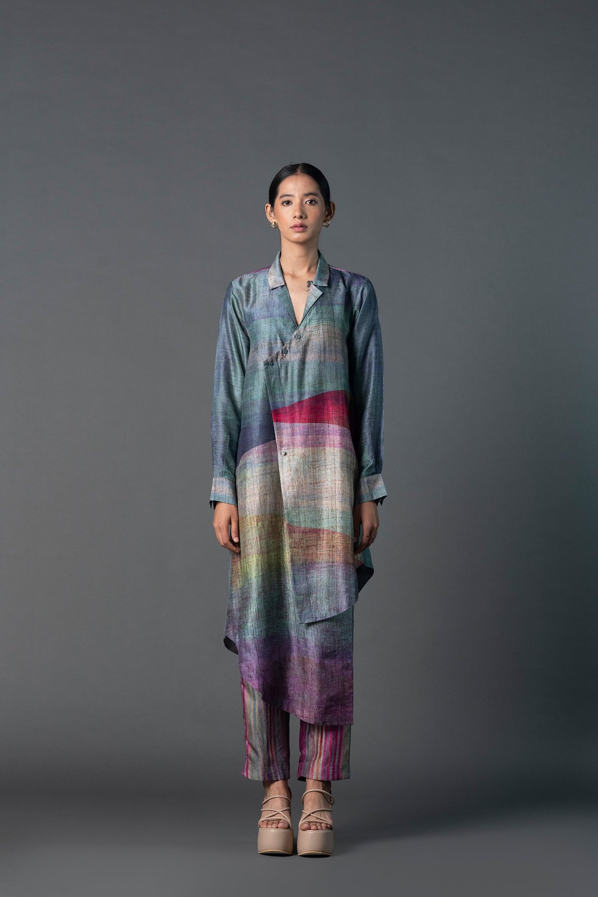 Array Abstract Multicolor Kurta Set