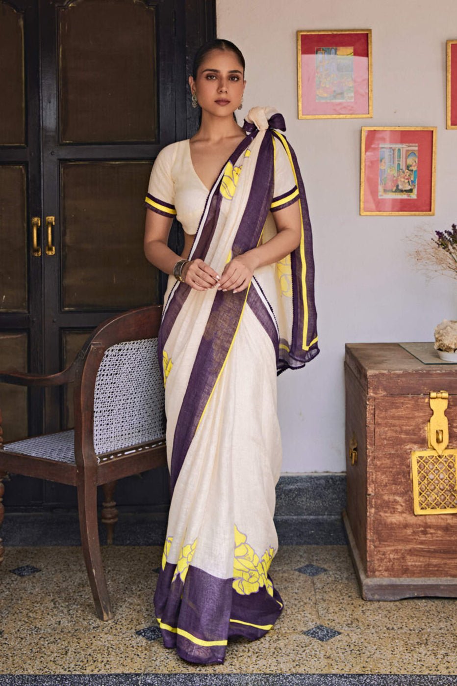 The Golnar Floral Handcrafted Linen Saree