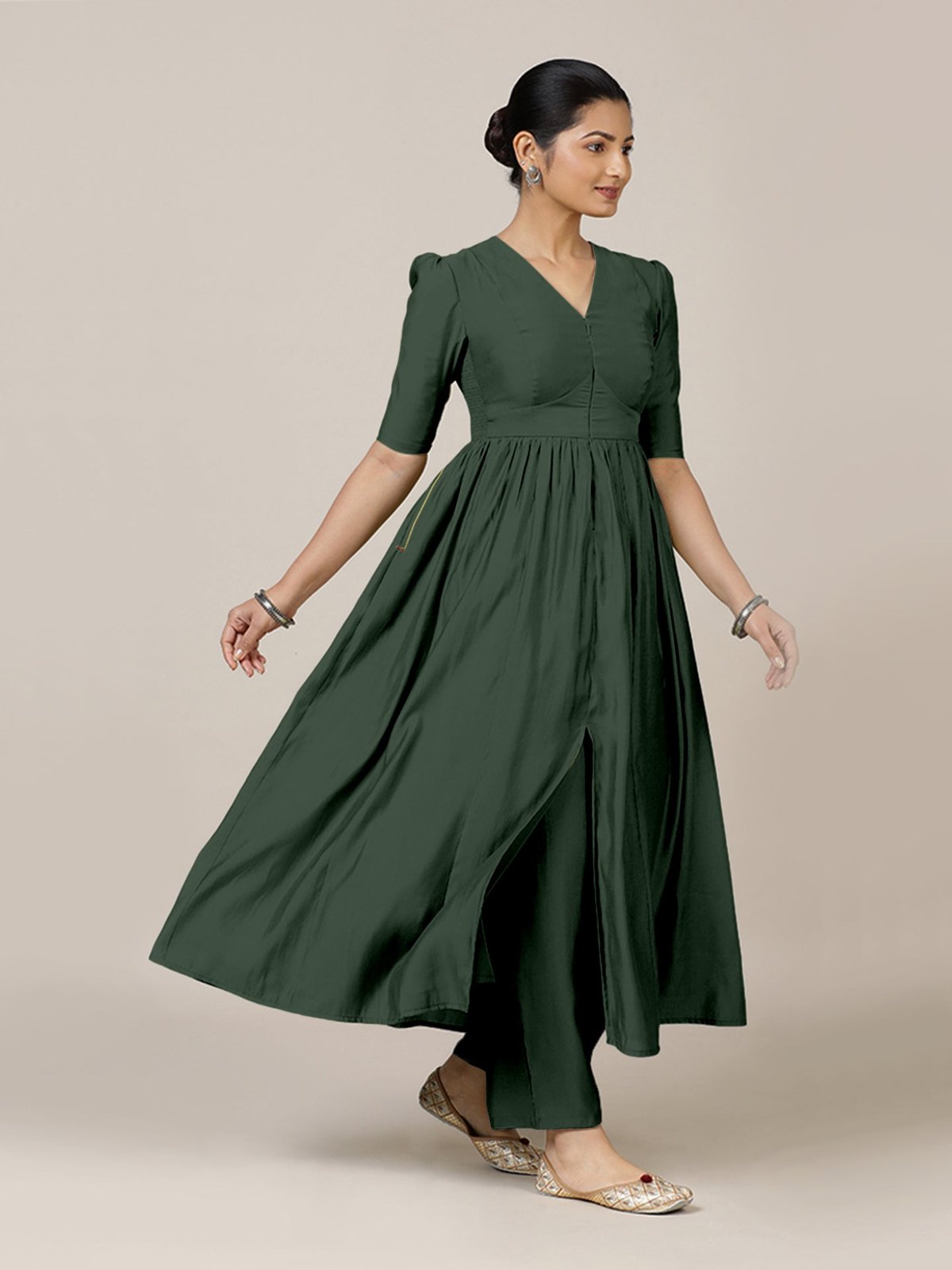 Faiza Rozaana Kurta Set