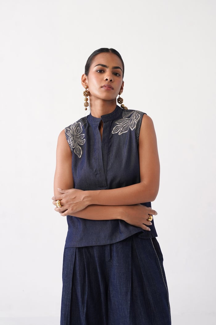 Nazariya Top