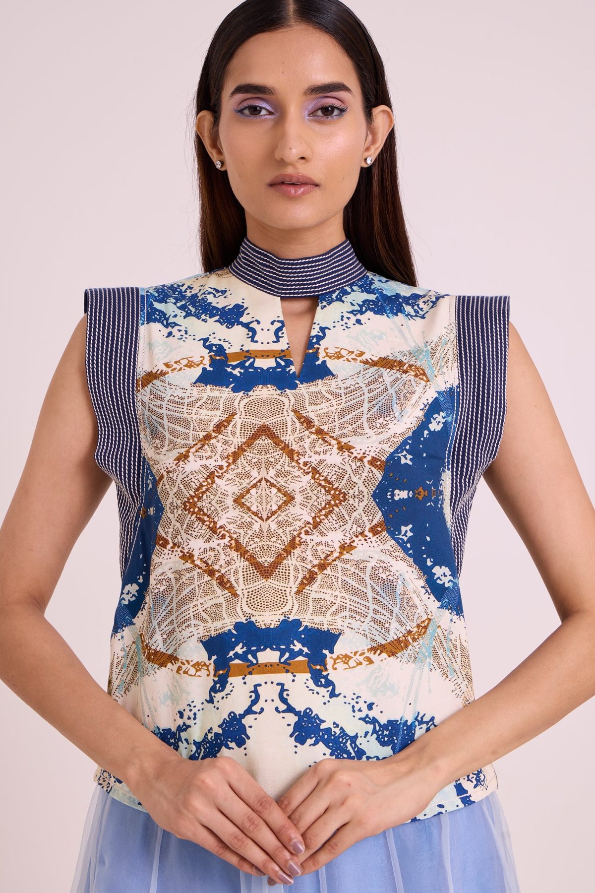 Niloy - Drift Away Square Top