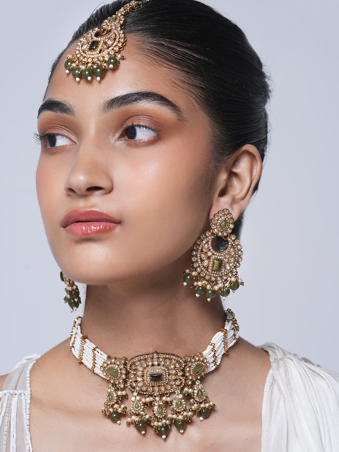 Reverse AD Mehendi Color Choker Necklace Set