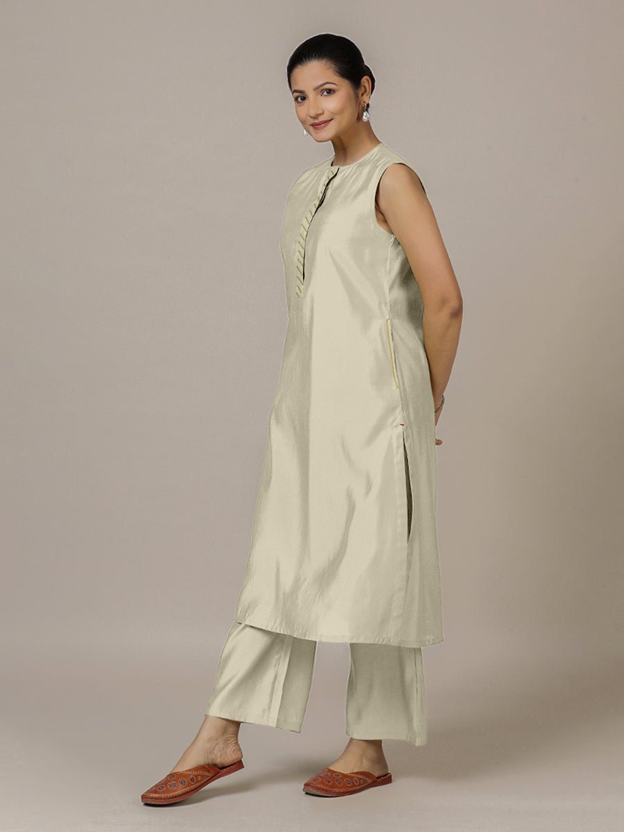 Adah Rozaana Kurta