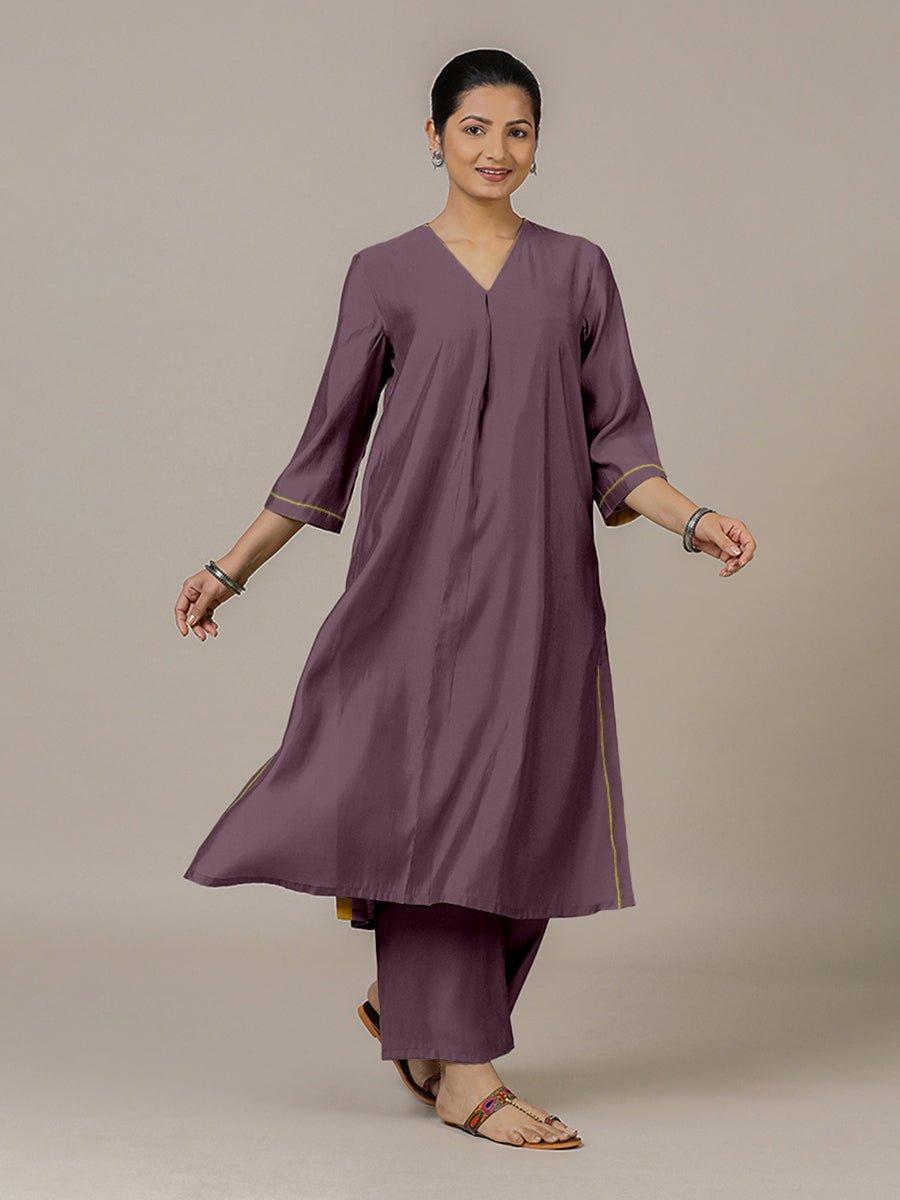 Alisha Rozaana Kurta