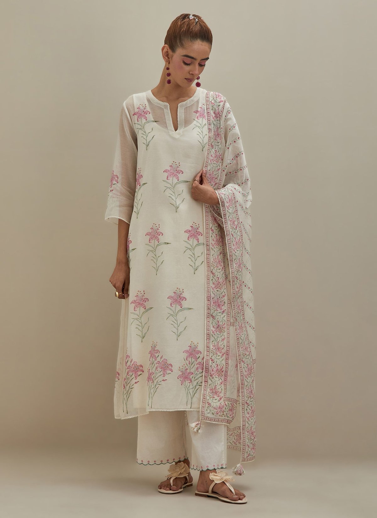 Off White Chanderi Kurta & Pants Block Prints