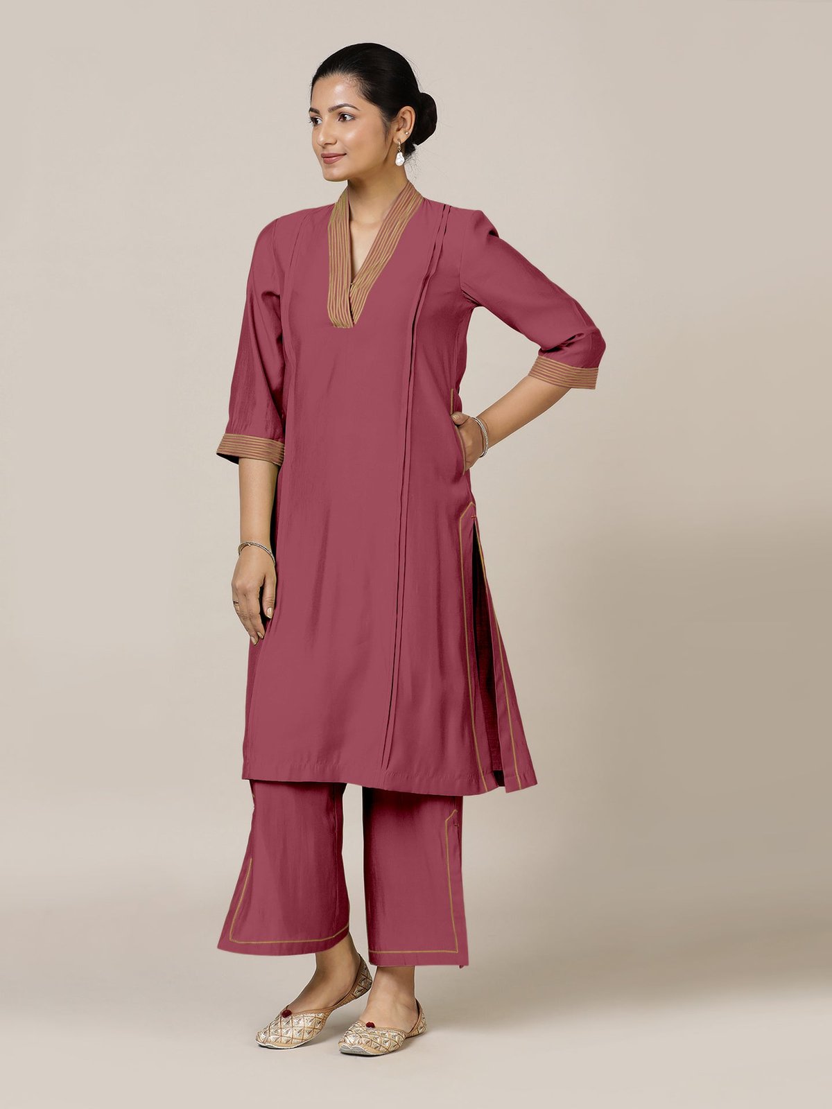 Vanya Rozaana Kurta Set