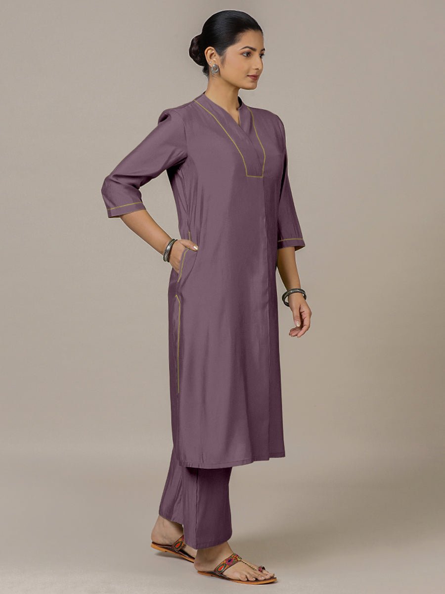 Paakhi Rozaana Kurta