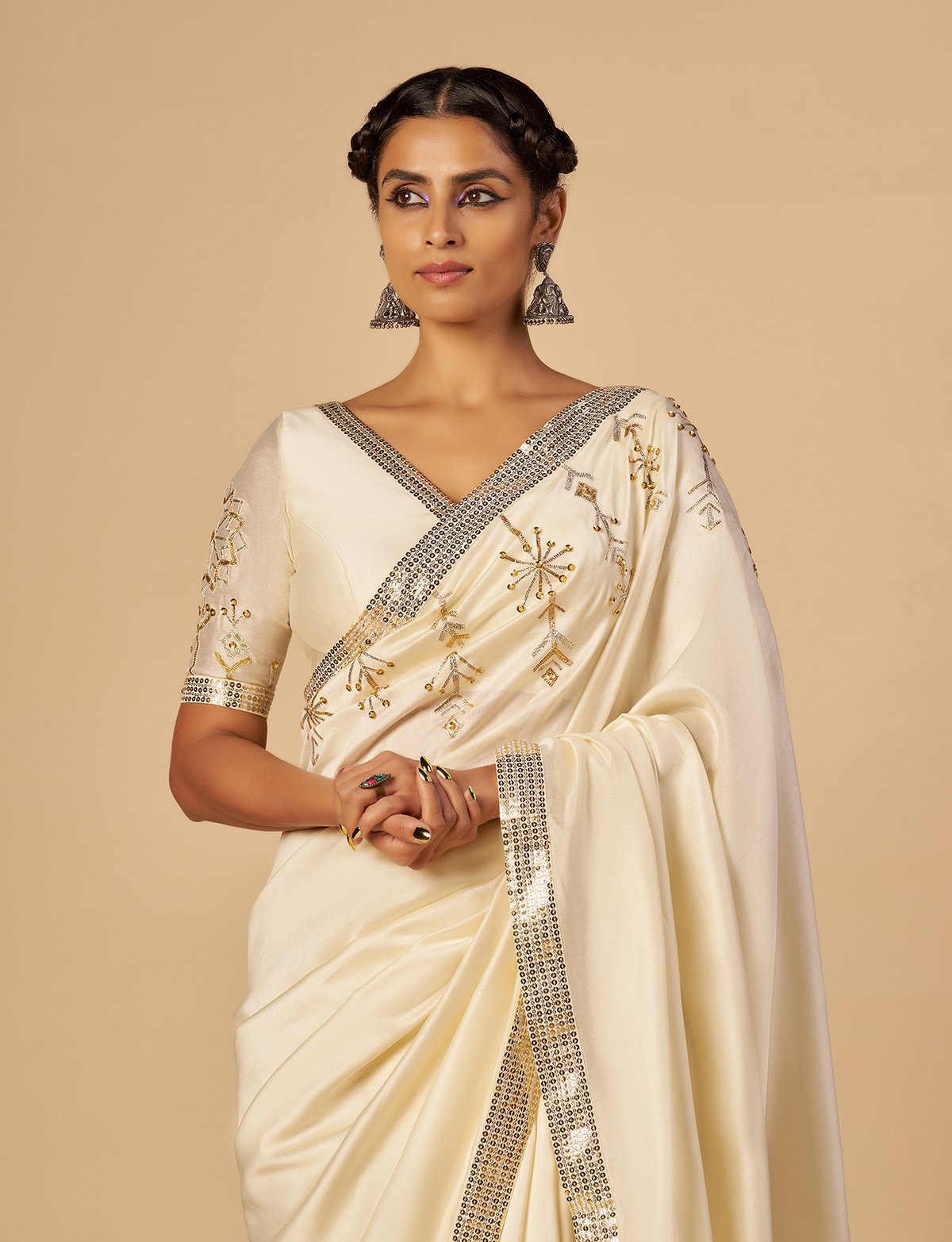 Off White Chanderi Embroidered V-Neck Saree Blouse