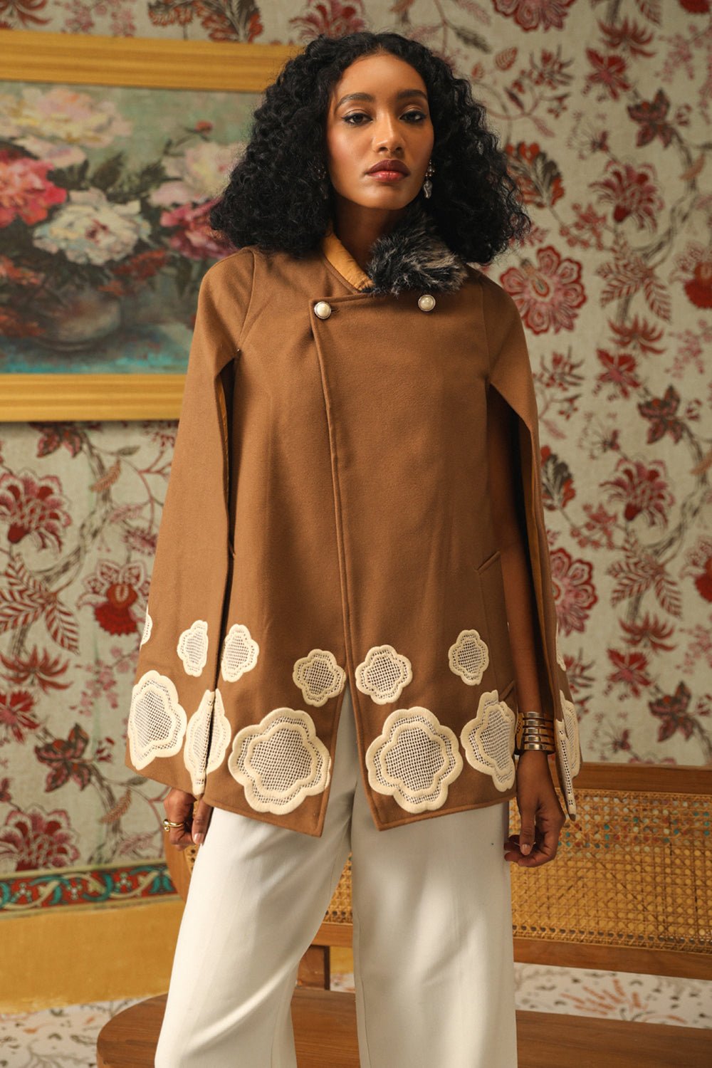 Tan Wool Cape Coat with Fur Collar and Hem Embroidery
