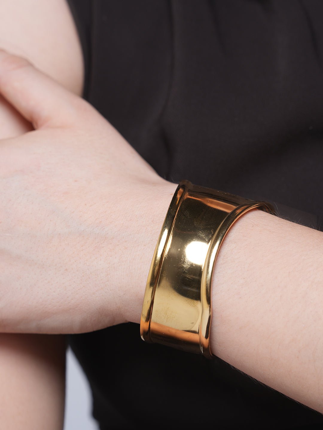 V Gap Opening Irregular Shape Cuff Bangle Bracelet
