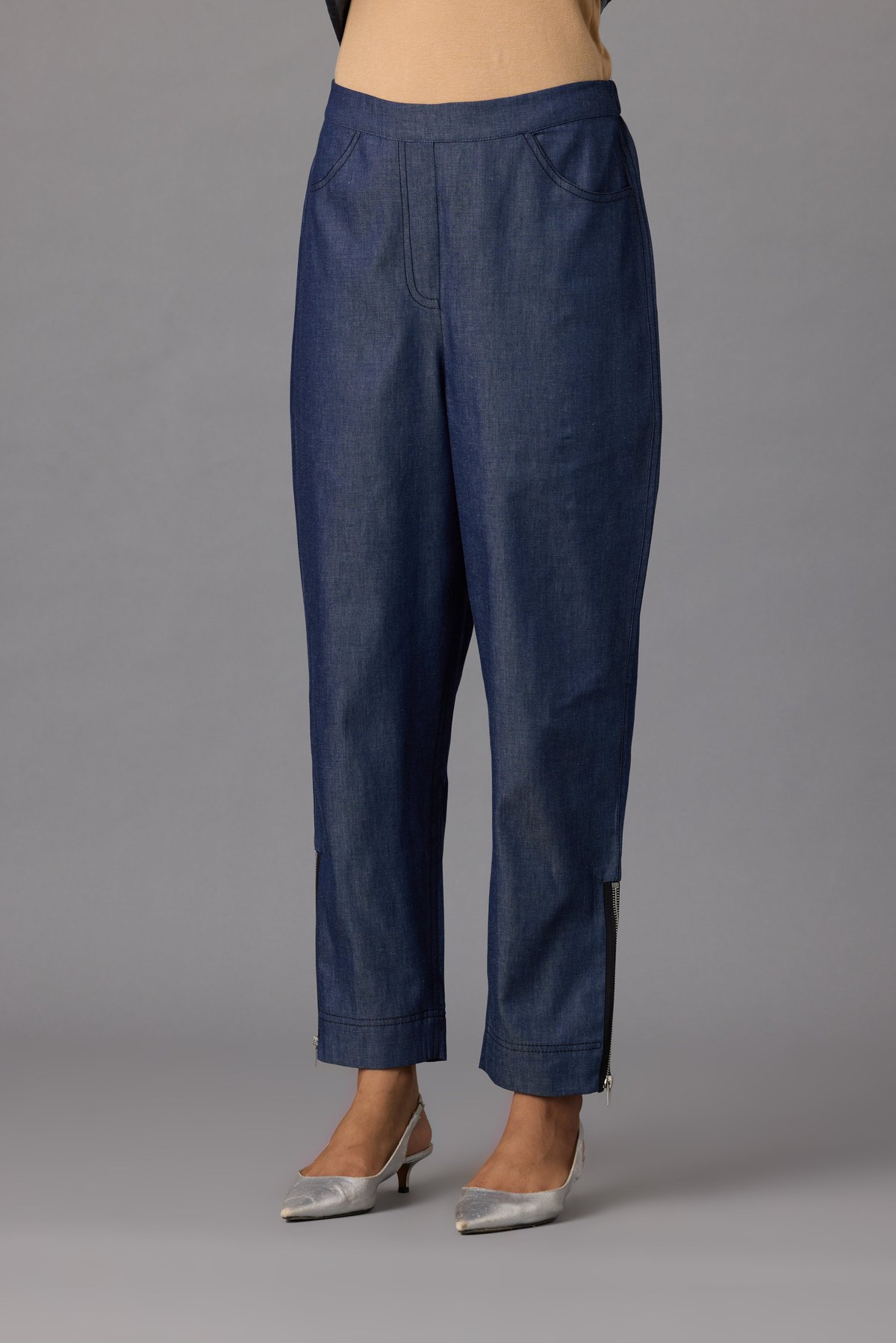 Maxine Pant