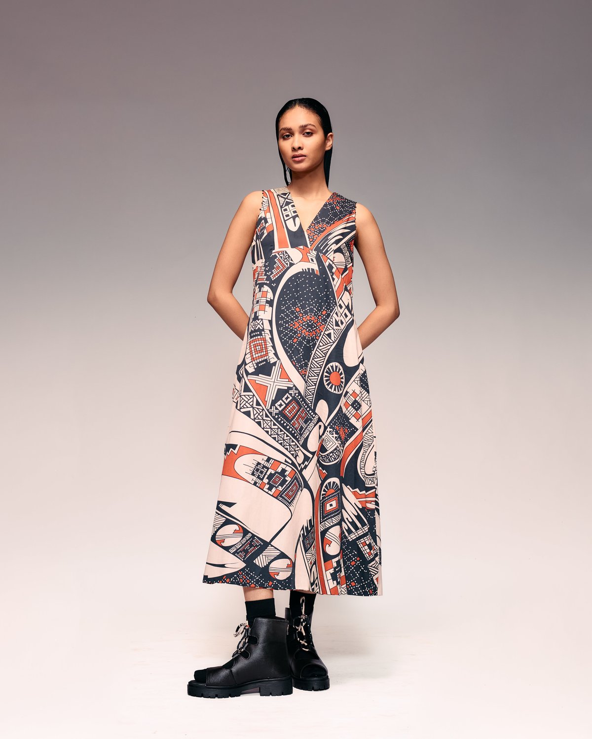 Print V Neck Midi Dress