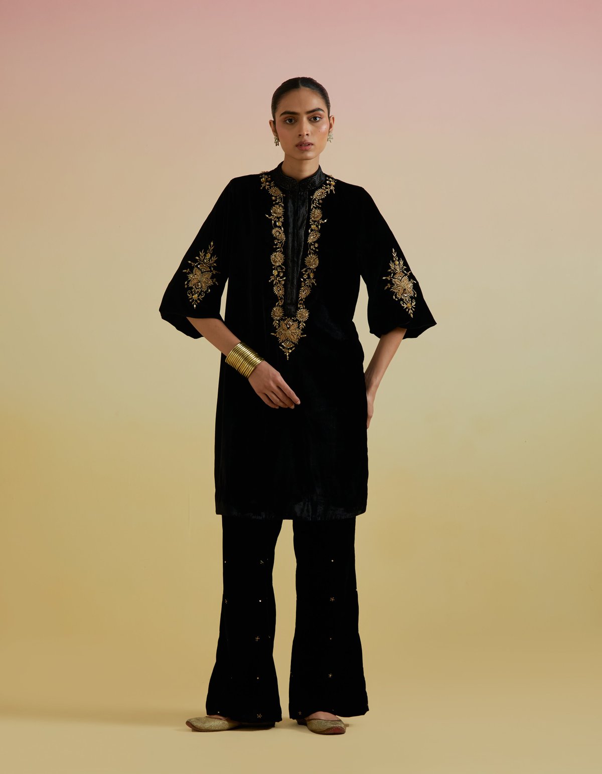 Anaya Velvet Kurta Set