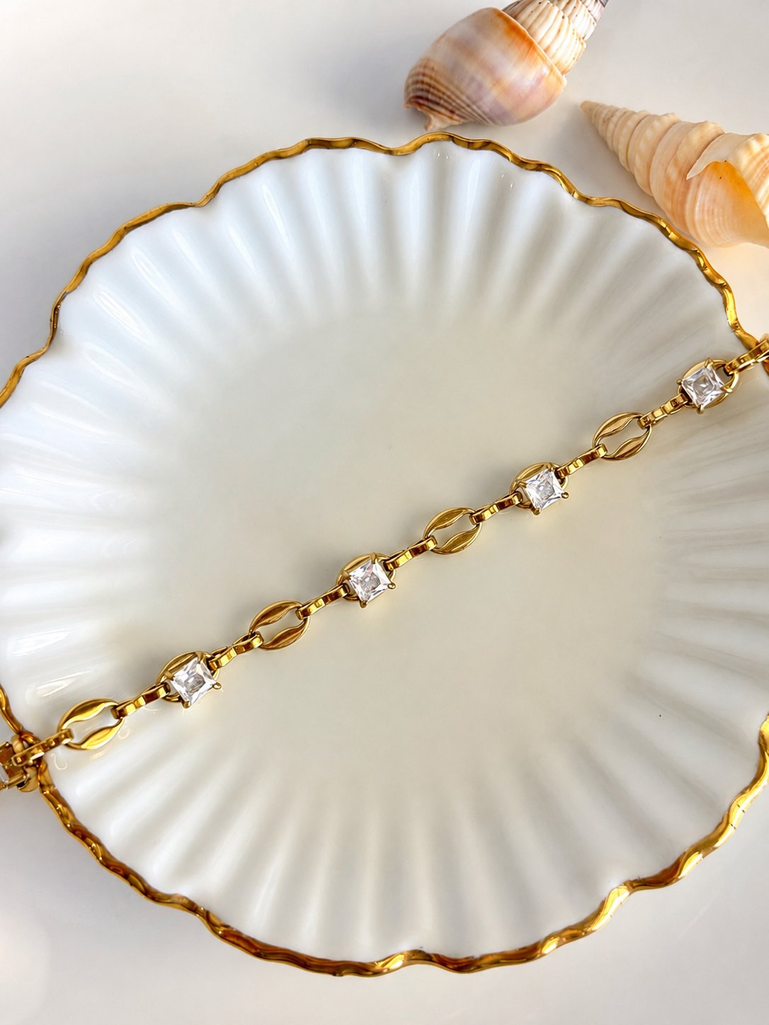 Savannah Gold Princess-Cut Mariner Link Bracelet
