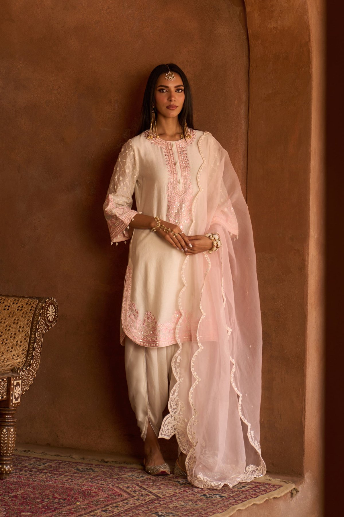 Ruhi - Short Kurta And Dhoti